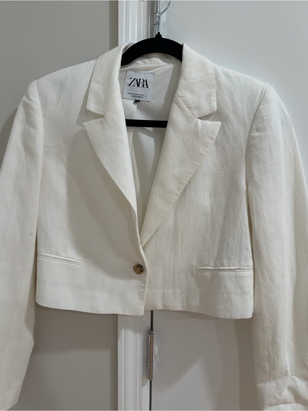 ZARA Cream Cropped Linen-Blend Blazer - Picture 2 of 3